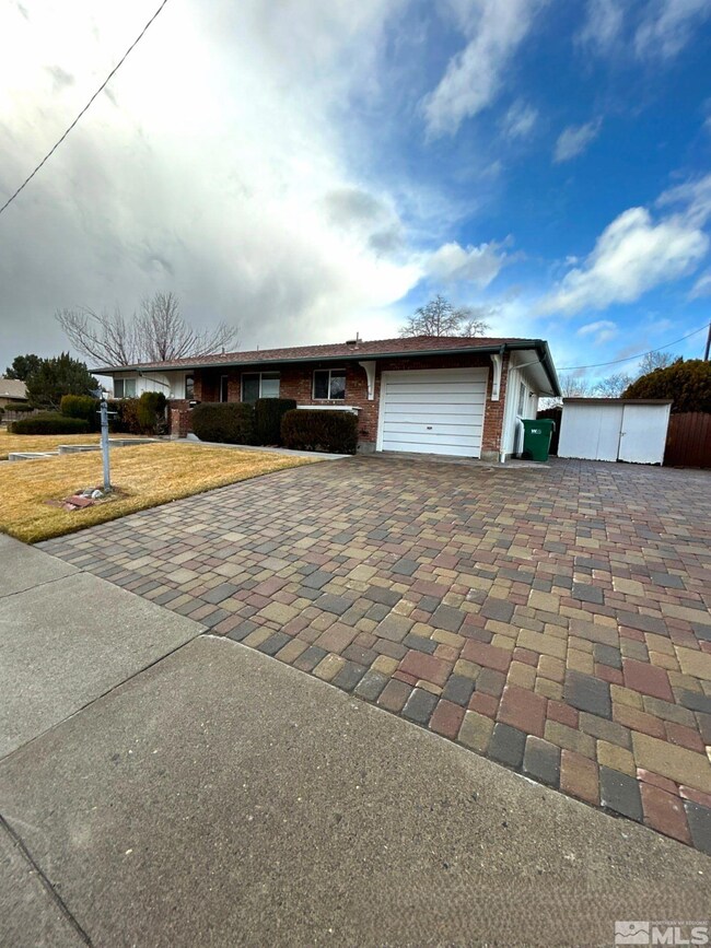 1010 Tyler Way, Sparks, NV 89431 - photo 2