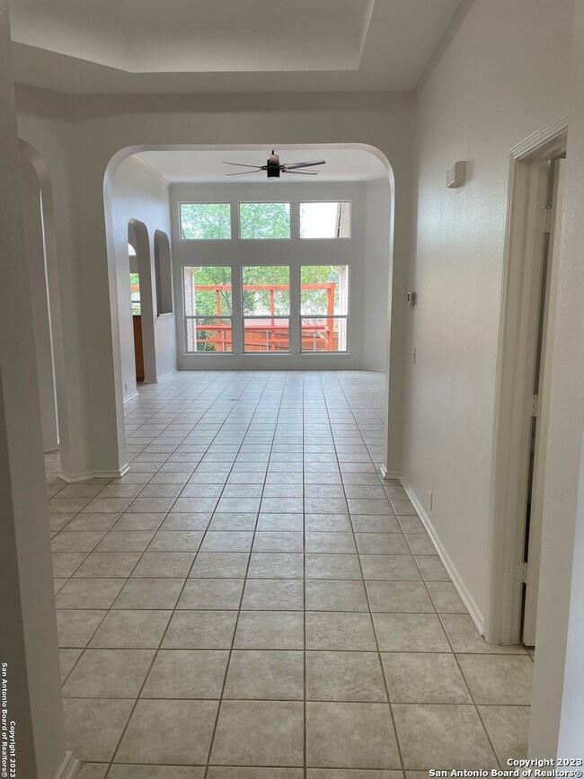 10637 Black Horse, Helotes, TX 78023 - photo 4