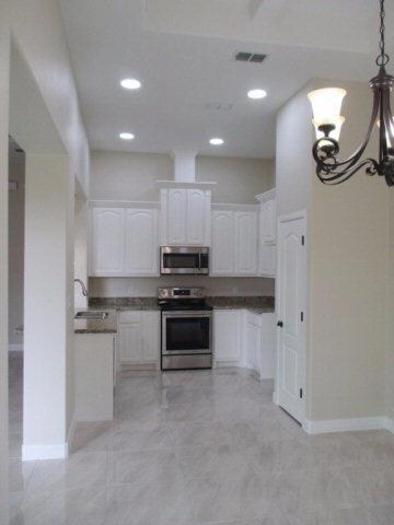 501 Pink Bugambilia, Pharr, TX 78577 - photo 4