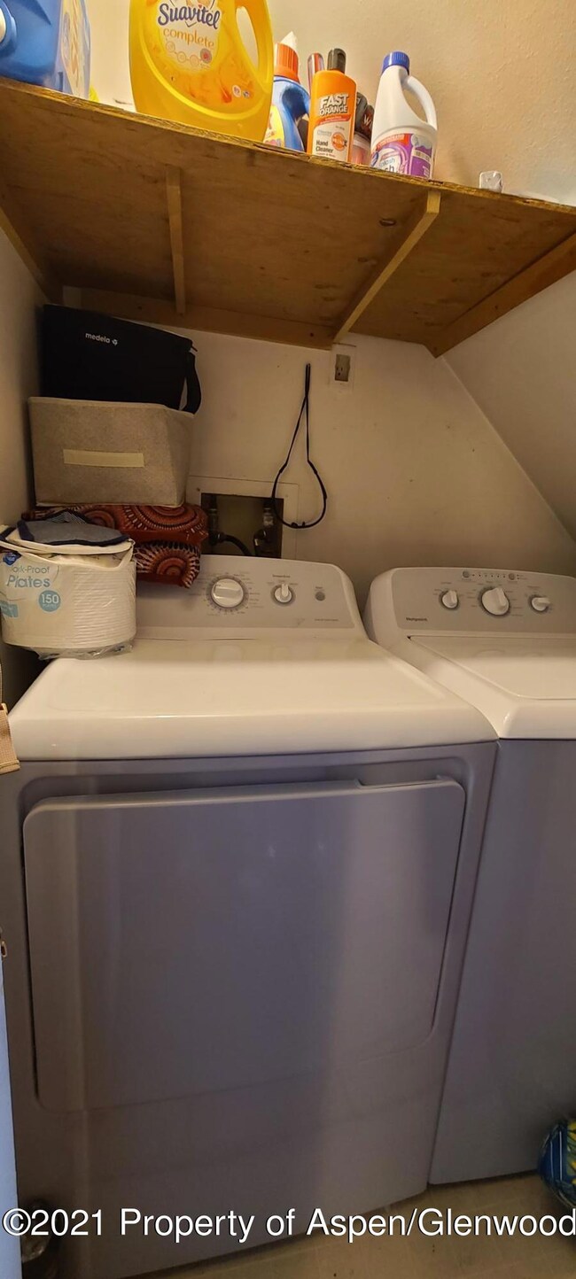 1052 E 7th St, Craig, CO 81625 - photo 5