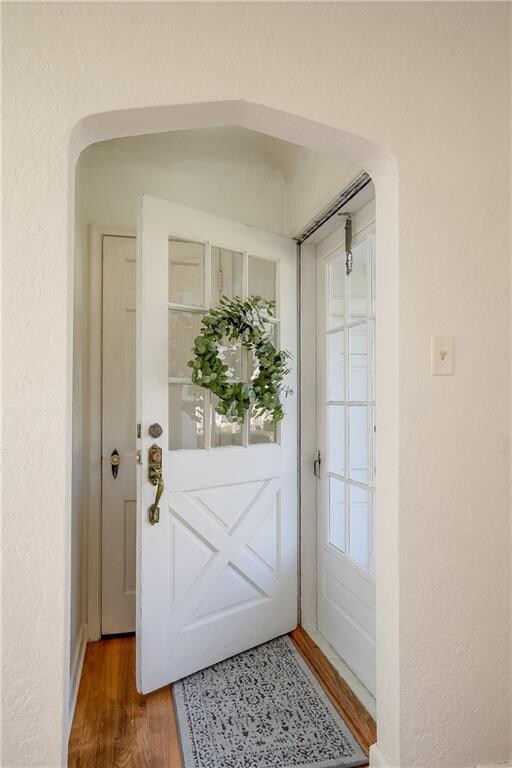 2824 35th St, Des Moines, IA 50310 - photo 3