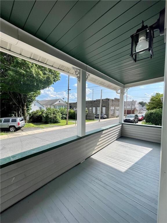 5 Pen Argyl St, Pen Argyl, PA 18072 - photo 4