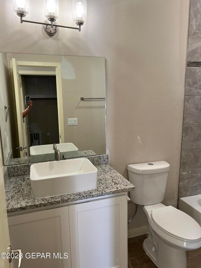 13244 Verwood Dr, Horizon City, TX 79928 - photo 7