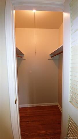 Walk in closet