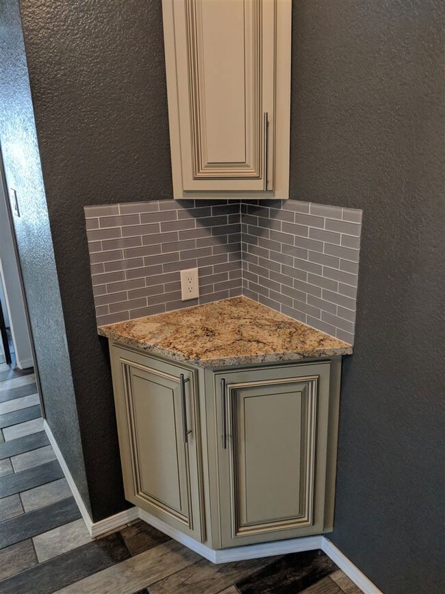 2607 Eastridge Dr, Alamogordo, NM 88310 - photo 7