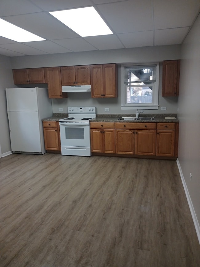 2114 Enoch Ave unit 2, Zion, IL 60099 - photo 5