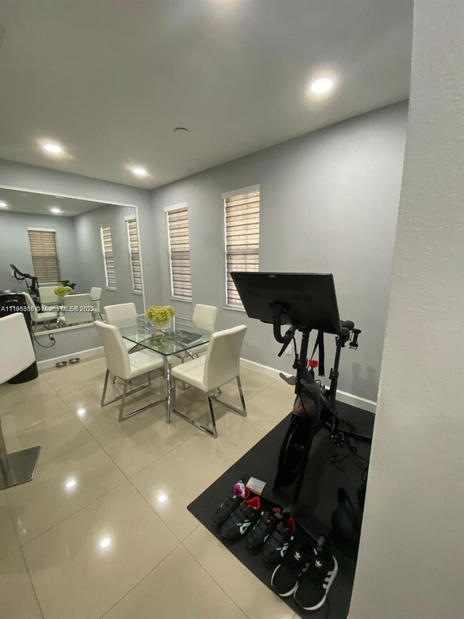 10712 NW 75th Terrace unit 1, Doral, FL 33178 - photo 5