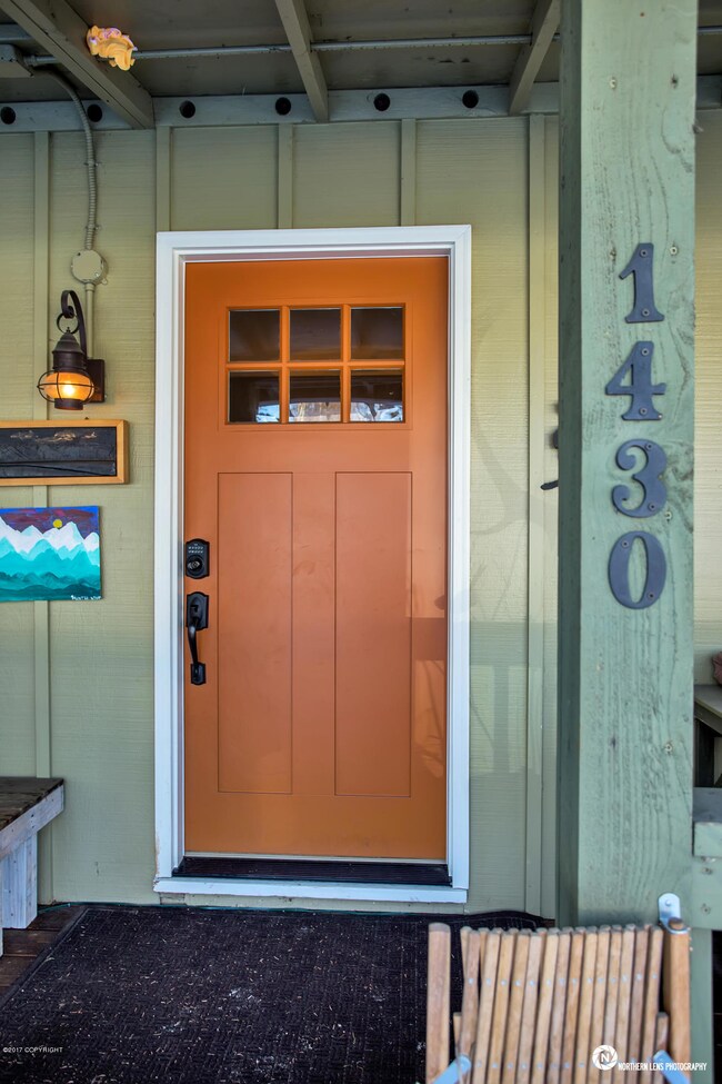 7_EntranceExterior
