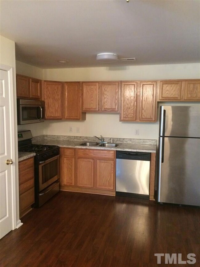 2610 Ivory Run Way unit 108, Raleigh, NC 27603 - photo 5