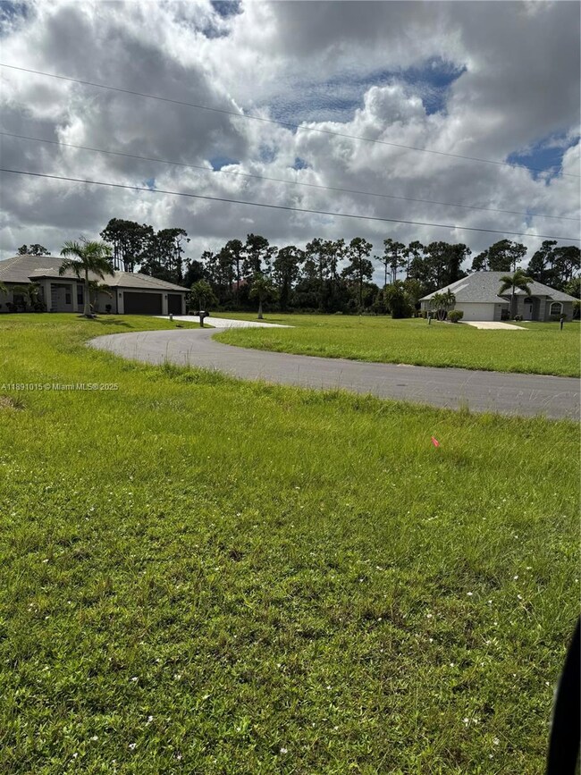 24368 Penhollow Ct, Punta Gorda, FL 33955 - photo 7