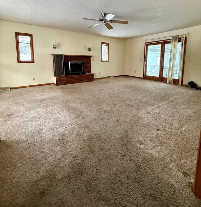 5548 E Gadde Bridge Ln, Olney, IL 62450 - photo 6