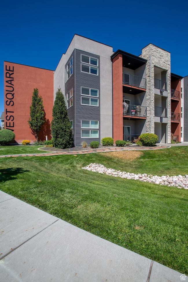 875 S Depot St unit A335, Clearfield, UT 84015 - photo 4