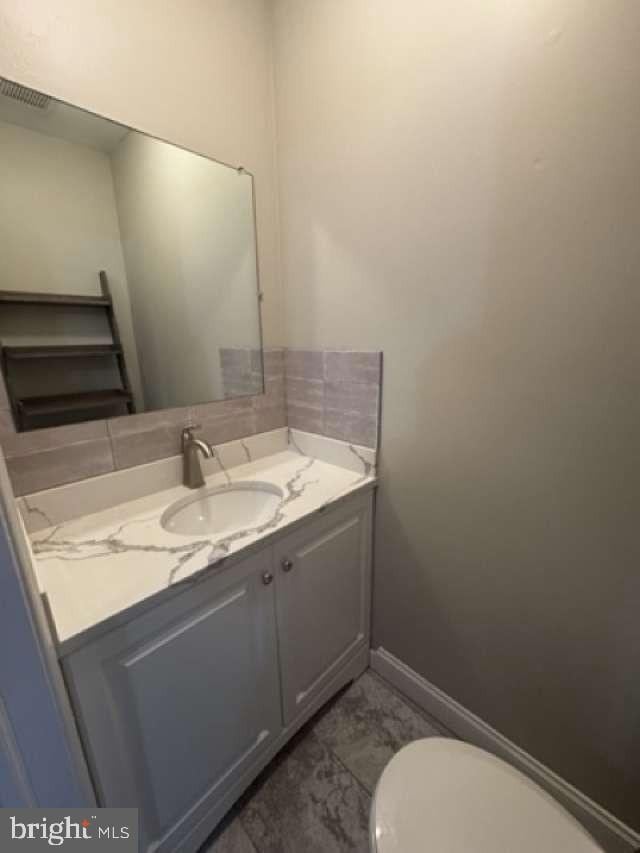 527 Maple Glen Cir, Pottstown, PA 19464 - photo 5