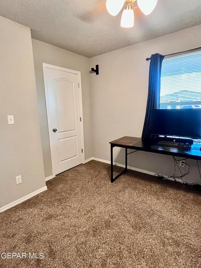 14313 Sabio Dr, El Paso, TX 79928 - photo 6