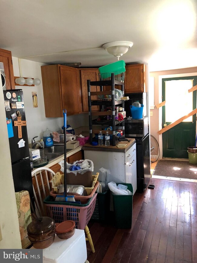 230 Lawrence St, Columbia, PA 17512 - photo 4