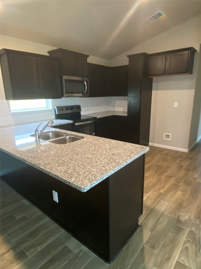 4514 Collins Rd, Houston, TX 77093 - photo 4