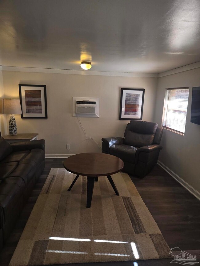 6111 Lebanon Ln unit 2, Pensacola, FL 32504 - photo 3