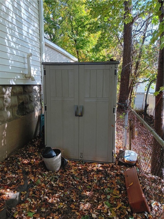 235 6th Ave, Woonsocket, RI 02895 - photo 7