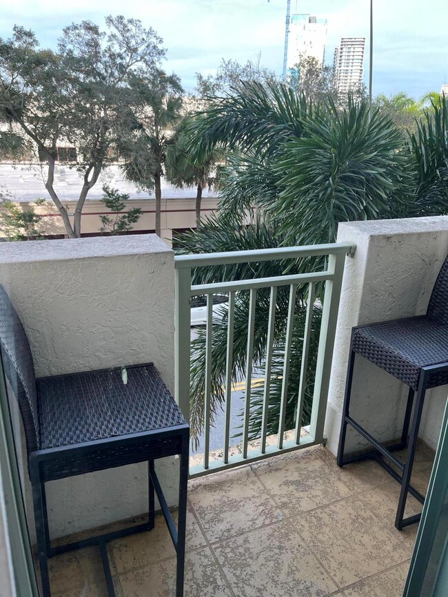 610 Clematis St unit 304, West Palm Beach, FL 33401 - photo 6