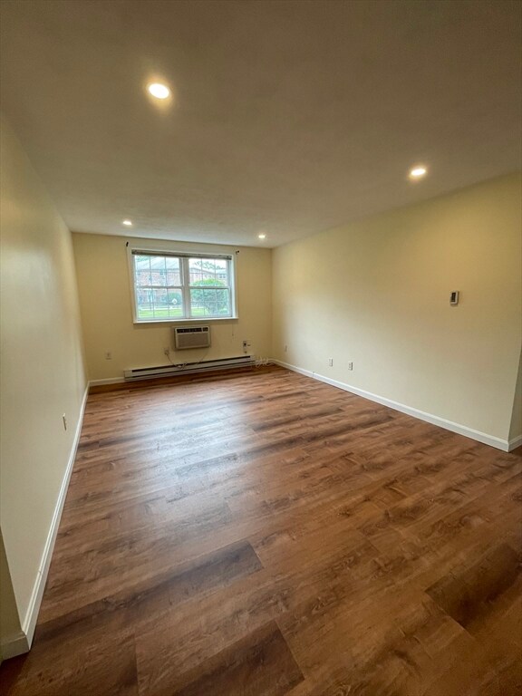 5 Colonial Village Dr unit 4, Arlington, MA 02474 - photo 3