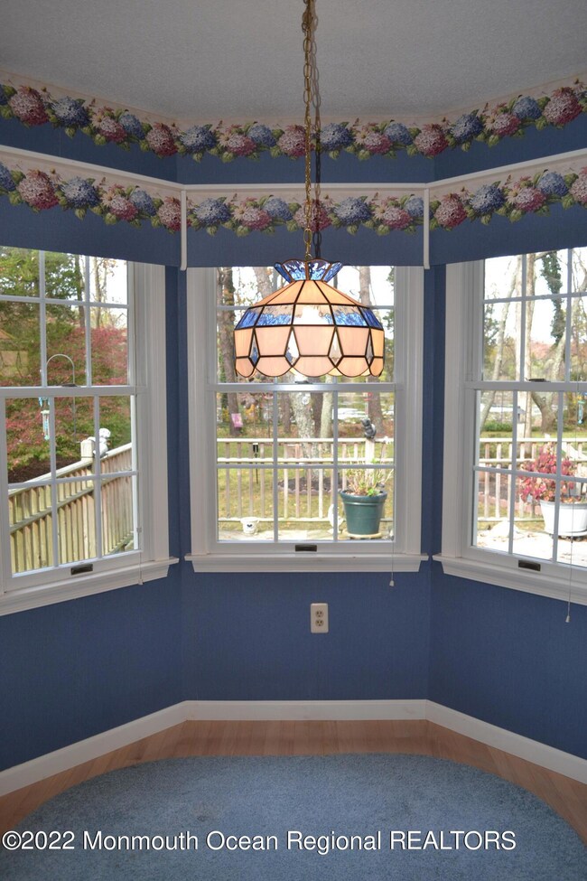 12 Lighthouse Dr, Manahawkin, NJ 08050 - photo 5