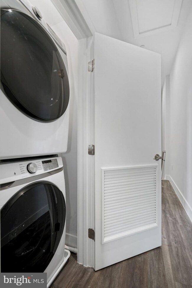 431 Kenyon St NW unit 1, Washington, DC 20010 - photo 4