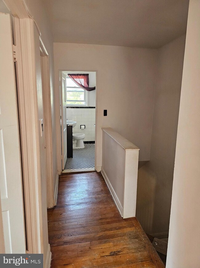 4433 Old Frederick Rd, Baltimore, MD 21229 - photo 6