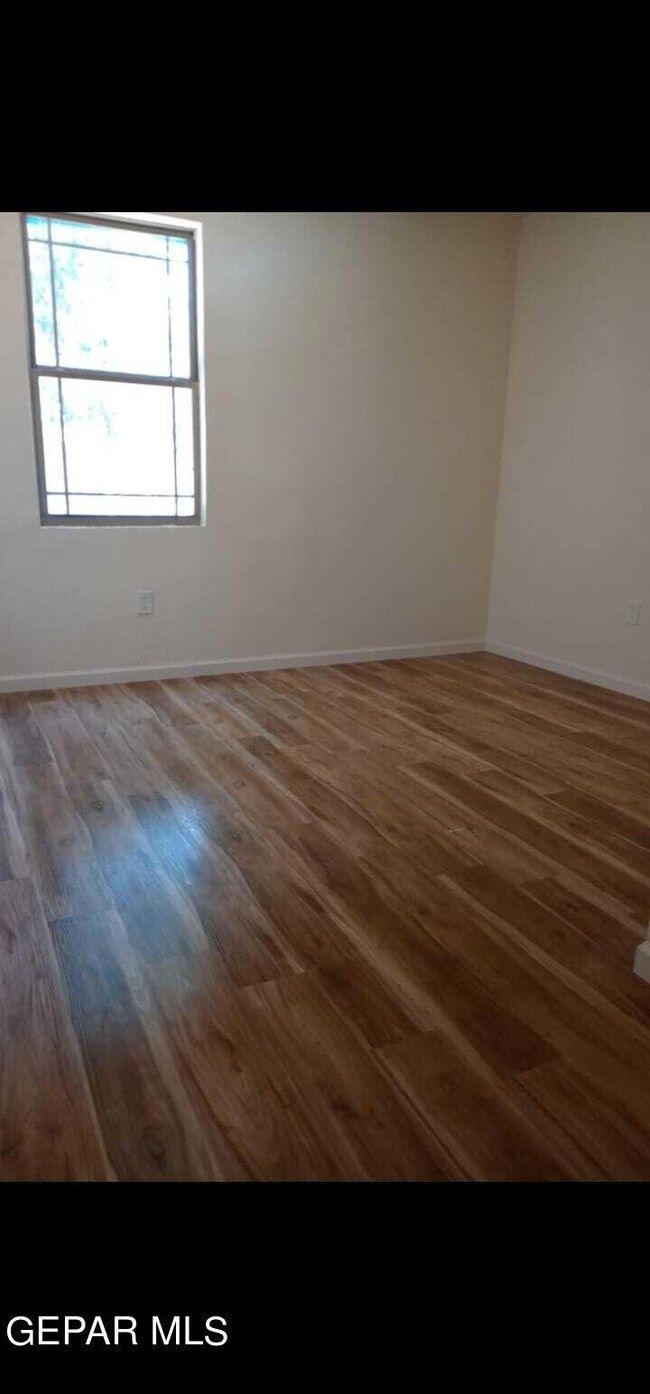 821 Stumm Place, El Paso, TX 79928 - photo 7