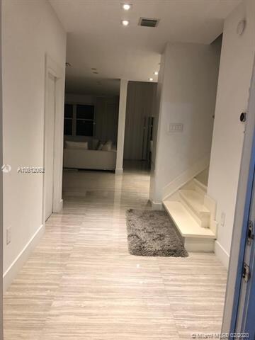 6963 NW 109th Ave, Doral, FL 33178 - photo 6