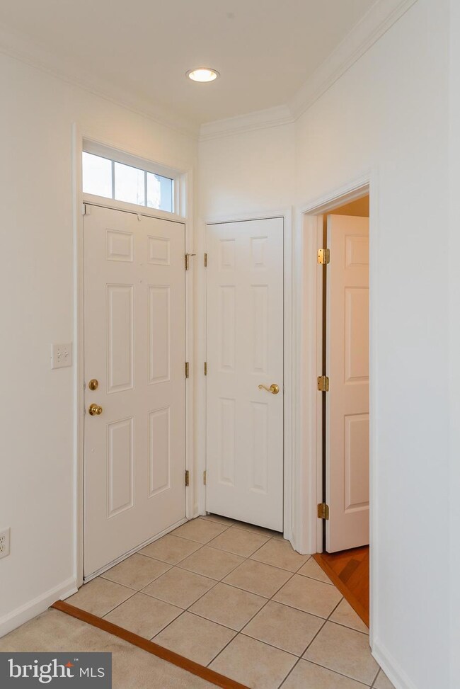 4553 Hidden Stream Ct, Owings Mills, MD 21117 - photo 4