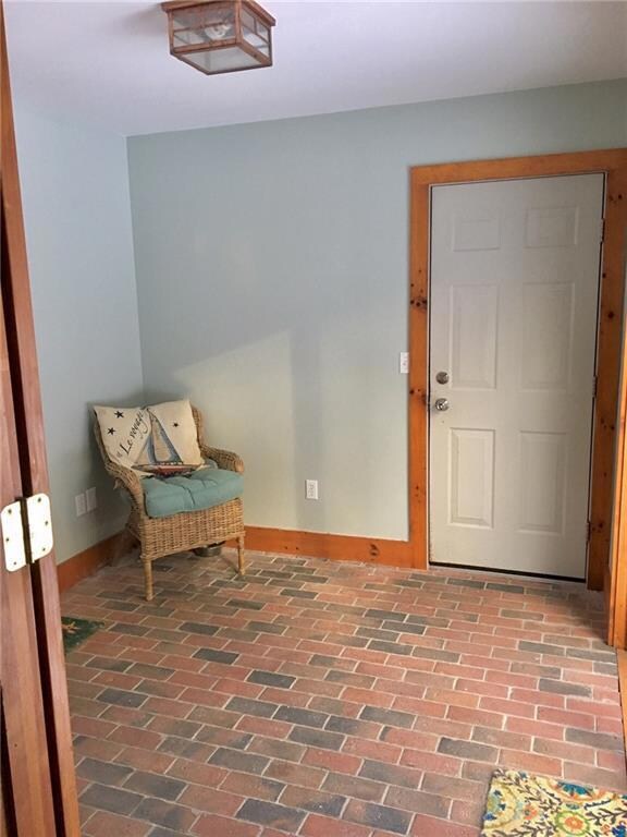 Breeze Way with 3 exits. 1 to front...