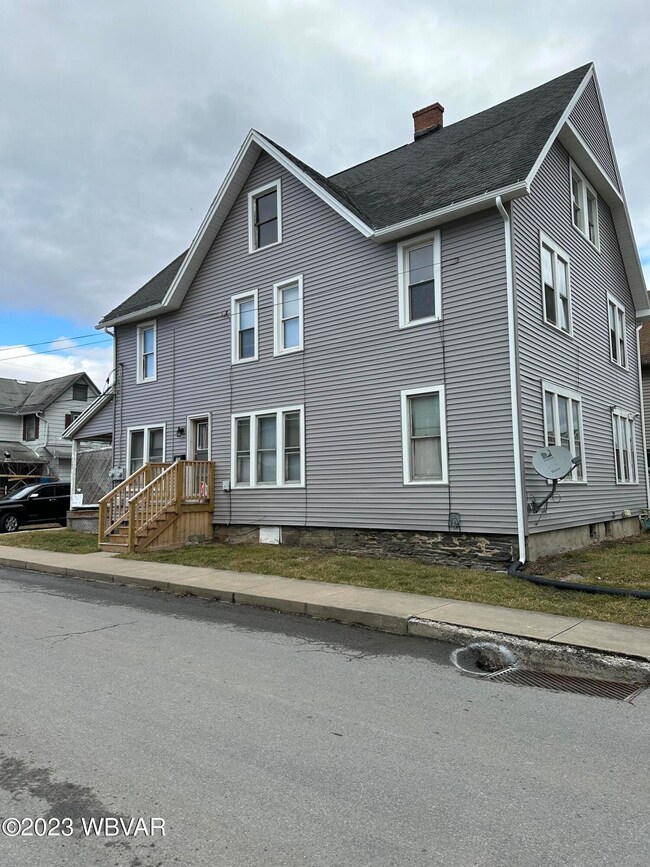 2420 Dove St unit 2422, Williamsport, PA 17701 - photo 4