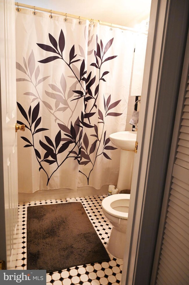 717 Brandywine St SE unit T-1, Washington, DC 20032 - photo 7