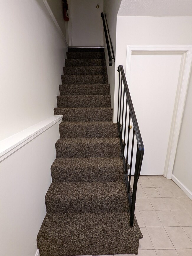 18 Juniper Rd unit L, Derry, NH 03038 - photo 6