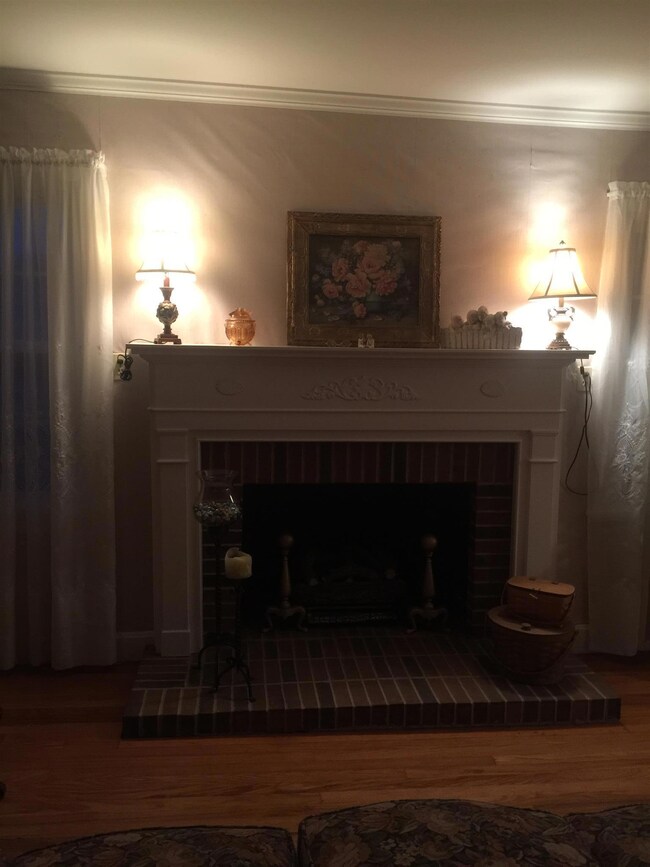 911 Adams Dr, Shelbyville, TN 37160 - photo 7