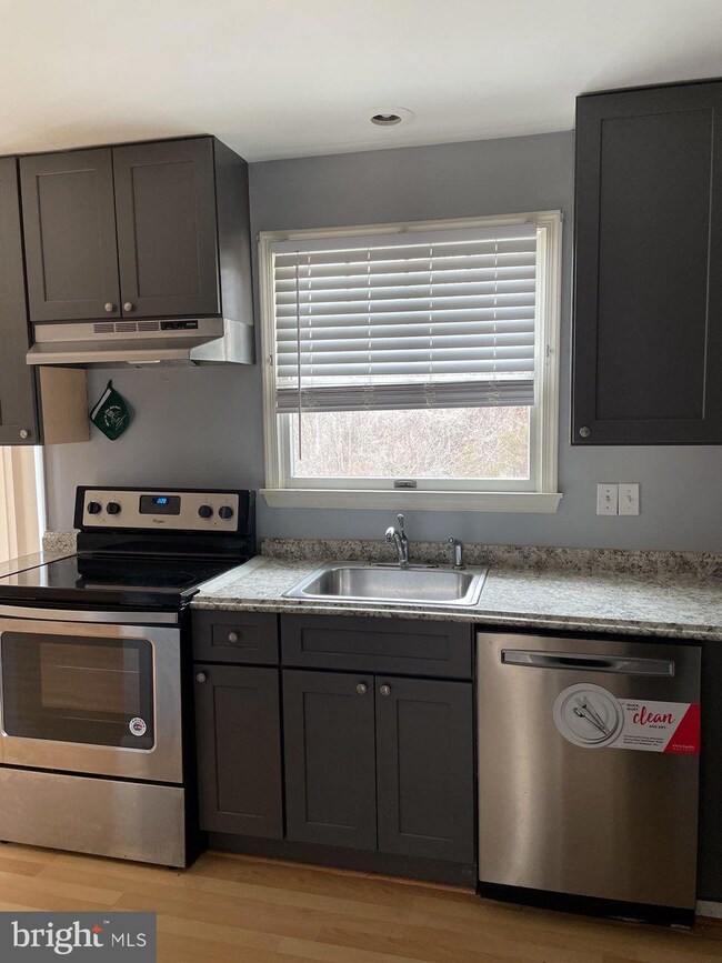 9341 Guilford Rd, Columbia, MD 21046 - photo 5