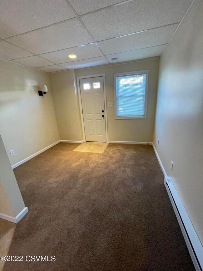 5 N Strawberry Aly, Selinsgrove, PA 17870 - photo 5