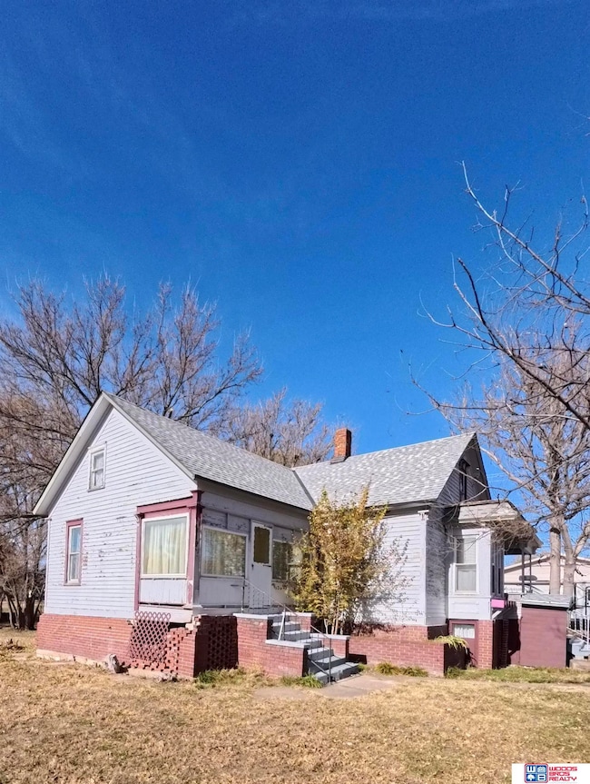 133 S 7th St, Hebron, NE 68370 - photo 2