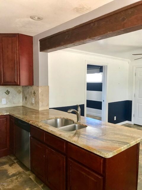 Kitchen2