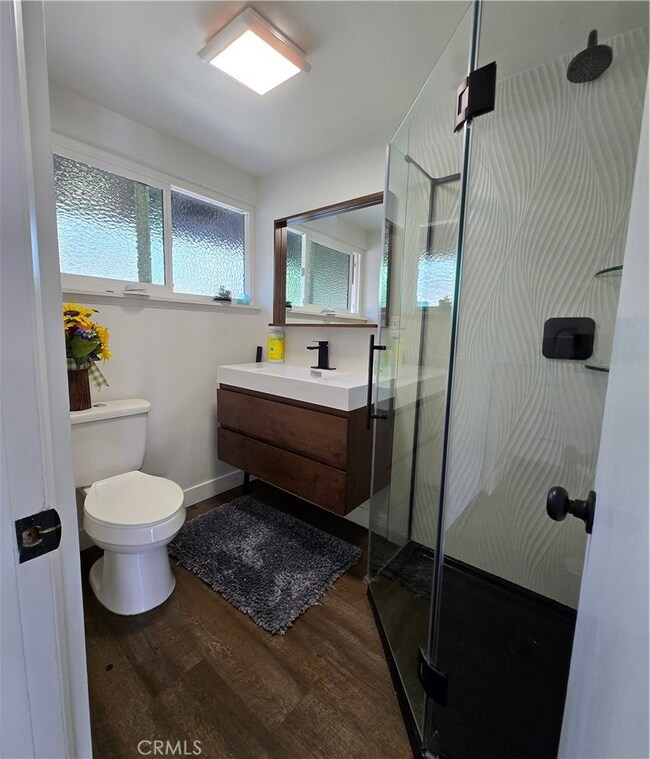 1235 W Sycamore Ave unit B, Orange, CA 92868 - photo 3