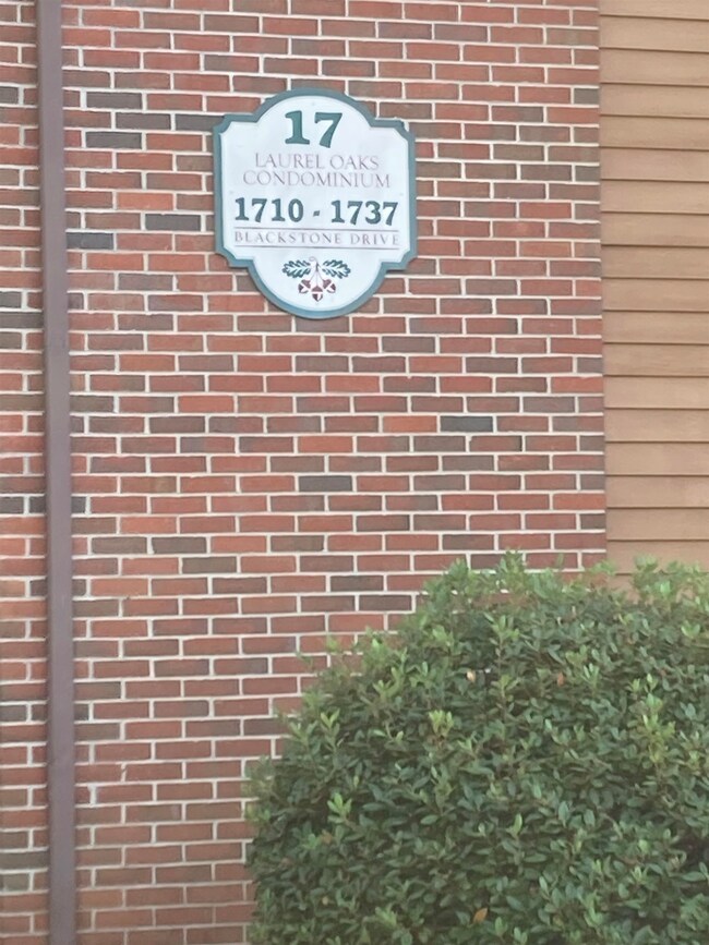 17 Blackstone Dr unit U1731, Nashua, NH 03063 - photo 2