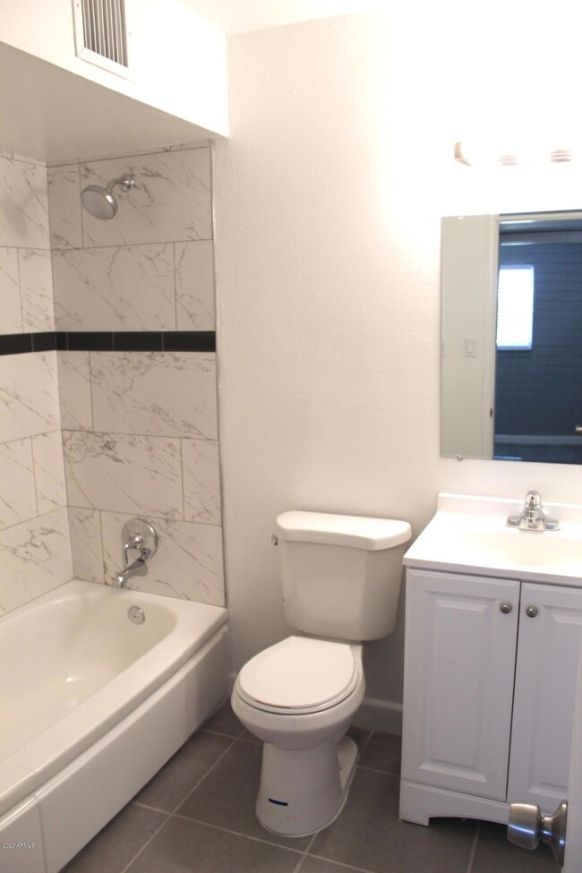 4617 N 48th Dr, Phoenix, AZ 85031 - photo 6