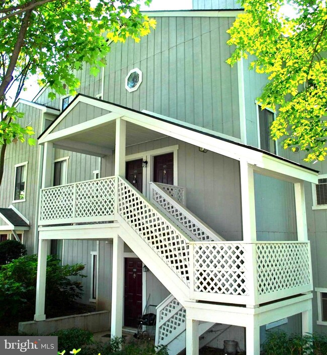 2307 Hunters Run Dr unit 2307, Reston, VA 20191 - photo 3