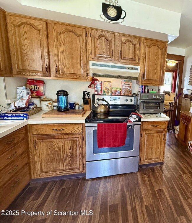 2446 Heermans Ave, Scranton, PA 18509 - photo 4