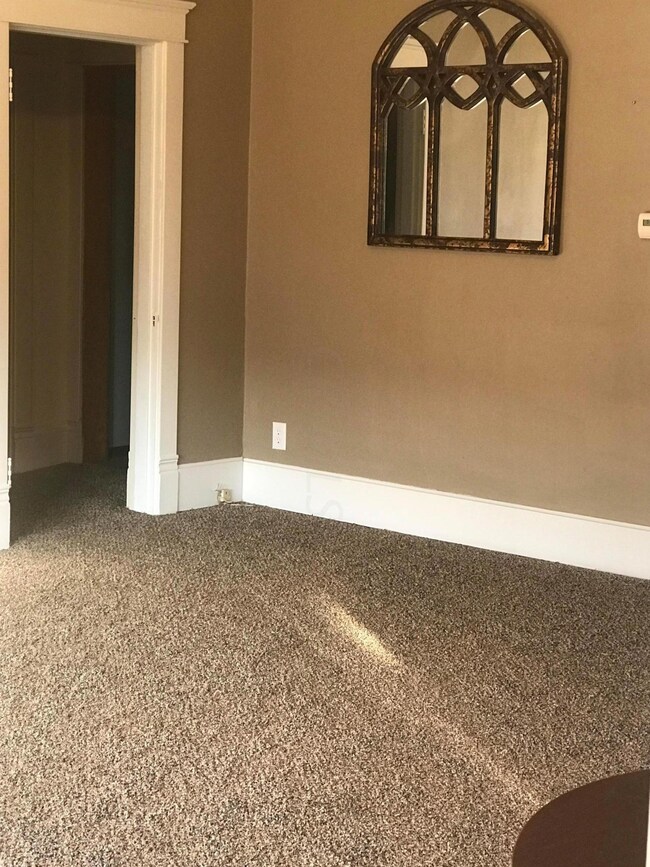 199 S Walnut St, Logan, OH 43138 - photo 6