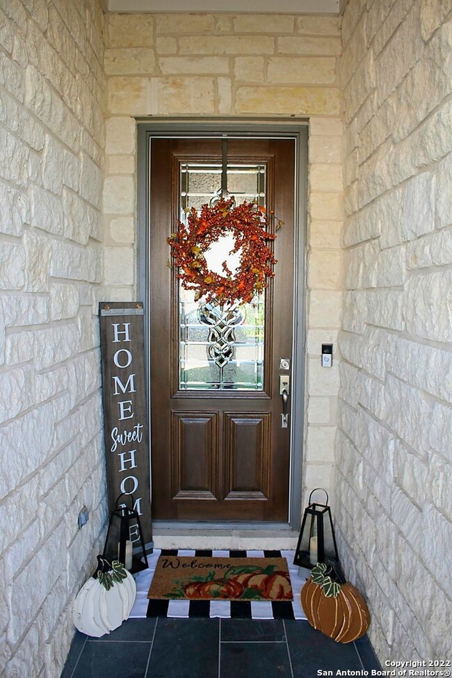 22235 Escalante Run, San Antonio, TX 78261 - photo 2