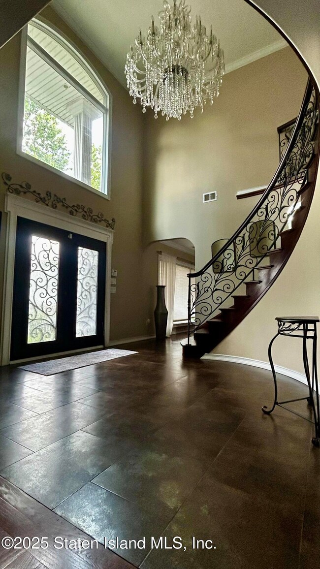 66 Pleasant Plains Ave, Staten Island, NY 10309 - photo 4