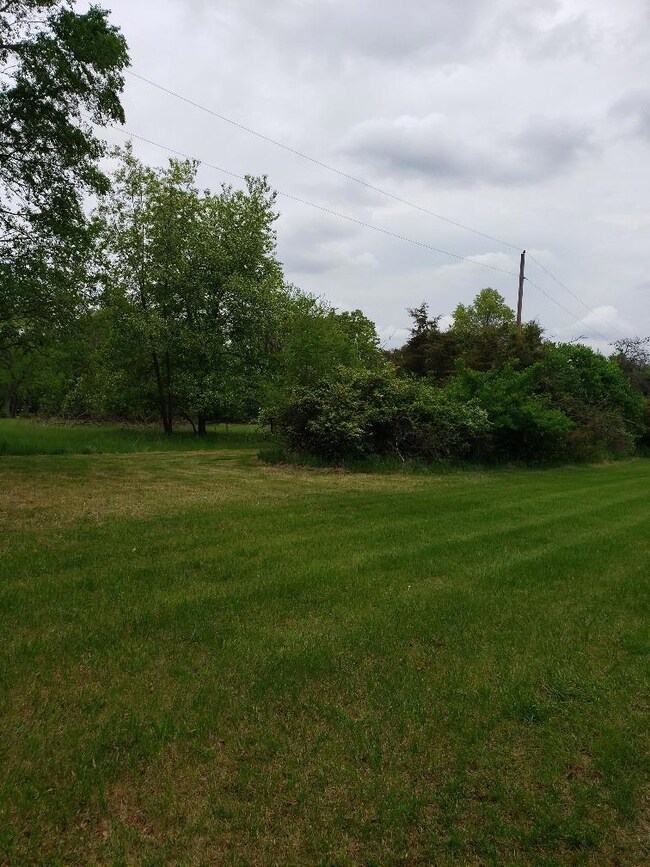 293 E 1350 N, Wheatfield, IN 46392 - photo 4