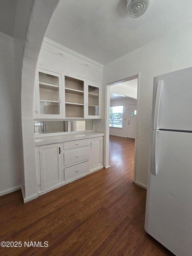 515 W Maple St, Winslow, AZ 86047 - photo 7