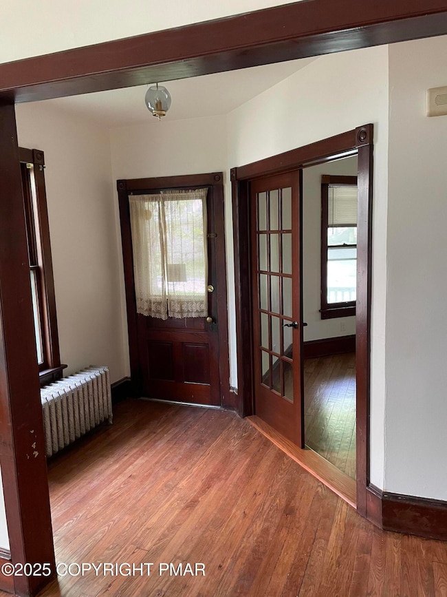 146 Analomink St, East Stroudsburg, PA 18301 - photo 2